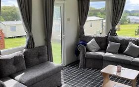 Tl083 - 2 Bedrooms Indoor Pool Loch Views Fishing Golf Riding Shooting Water Sports 15 Min Drive To Beaches Passes Not Included Most Activities Will Not Be Available Out Of Season Please Check Before Booking